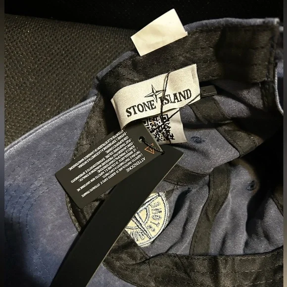 Stone Island Hat - Picture 3 of 3